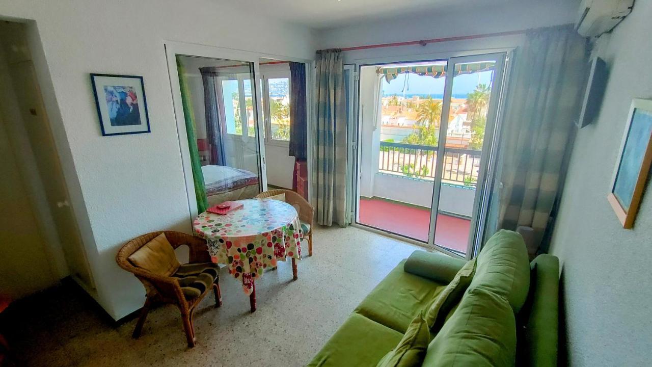 Summer Breeze Apartment Empuriabrava Εξωτερικό φωτογραφία
